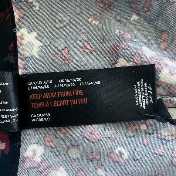 Ashley Graham - Printed Satin Floral Kimono with Lace Insert - Picture 13 of 15